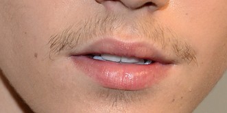 9 Dinge, die aussehen wie Justin Biebers Oberlippenflaum