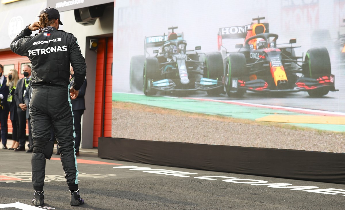 epa09143815 Second placed British Formula One driver Lewis Hamilton of Mercedes-AMG Petronas reacts after the Formula One Grand Prix Emilia Romagna at Imola race track, Italy, 18 April 2021. EPA/Bryn  ...