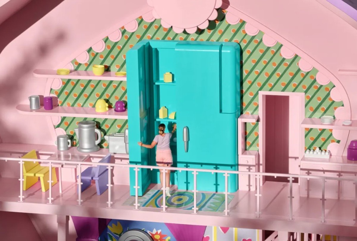 Airbnb Polly pocket