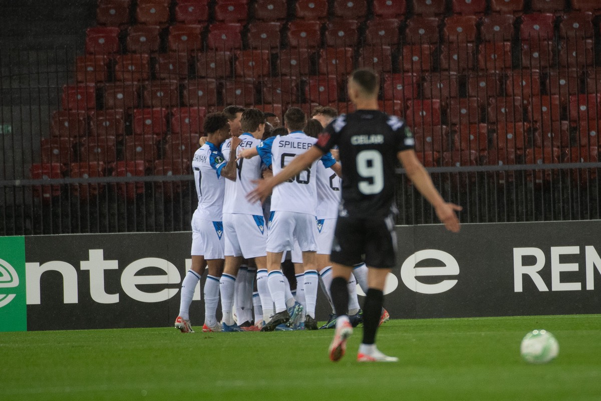 Brugge's players celebrate the 0-1 goal during the UEFA Conference League group D soccer match between Switzerland�s FC Lugano and Belgium�s Club Bruegge at the Letzigrund Stadium in Zurich, Swit ...