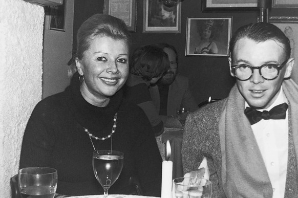 Archiv Bud Cort Schausieler Muenchen 1980-90 Archiv Motive Kays Bistro Gaeste Muenchen *** Archive Bud Cort Schausieler Munich 1980 90 Archive Motives Kays Bistro Guests Munich