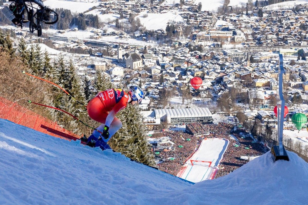 ABD0111_20240120 - KITZBÜHEL - ÖSTERREICH: Marco Odermatt (SUI) am Samstag, 20. Jänner 2024 während der Weltcup Abfahrt der Männer, auf der Streif in Kitzbühel. - FOTO: APA/EXPA/JOHANN GRODER