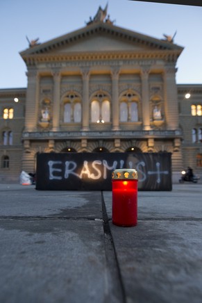 Kundgebung vor der Uni Zürich.