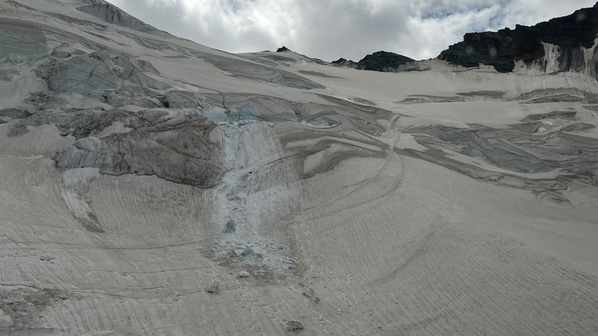 Saas-Fee: l'effondrement de séracs fait un mort et deux blessés.