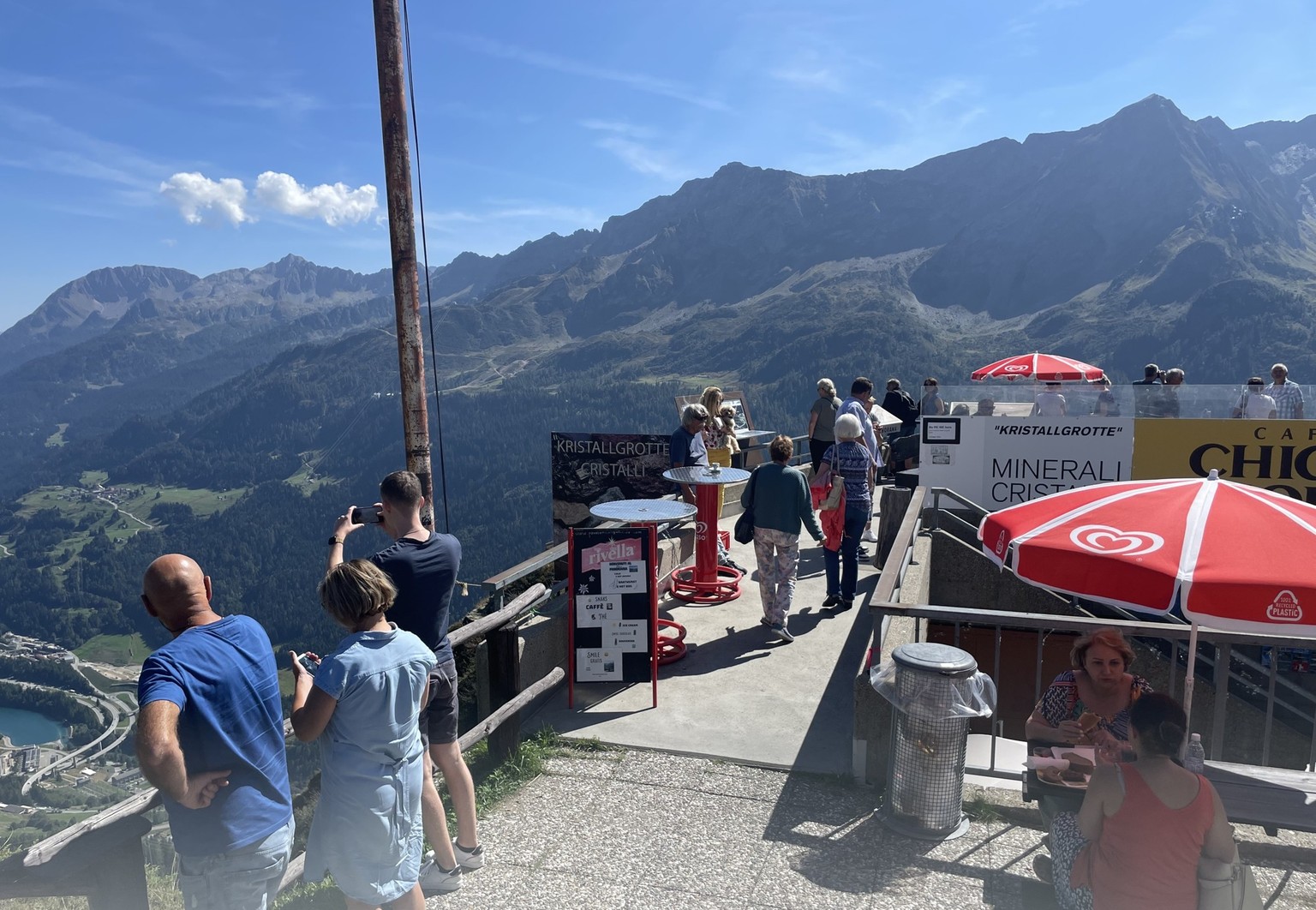 Kiosk Gotthard Pass