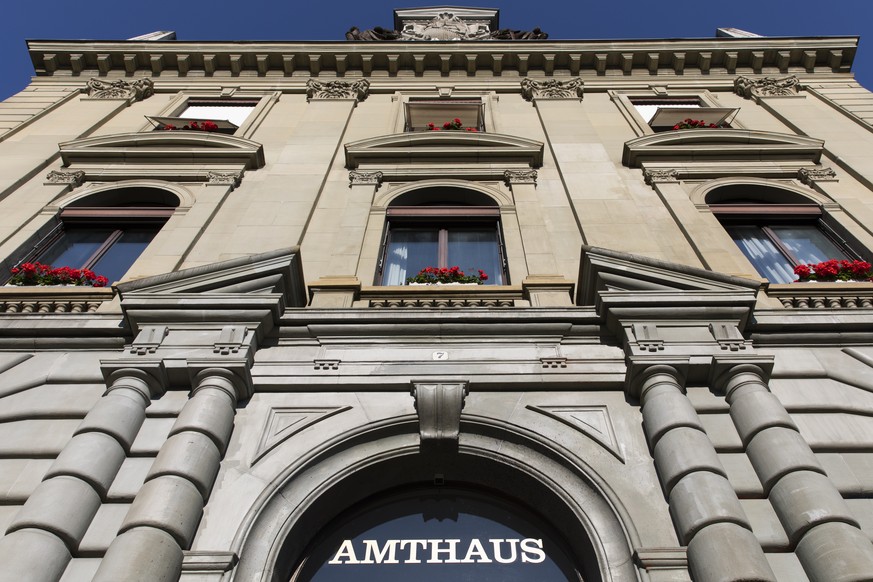 Das Amthaus in Bern, am Montag, 22. Juni 2020. Heute beginnt vor dem Wirtschaftsgericht der Prozess um die Verluste der Schweizer Hochseeflotte. Die Berner Staatsanwaltschaft wirft einem angeklagten R ...