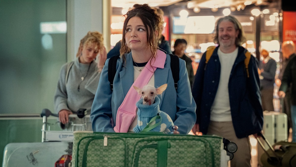 Jessica (Megan Stalte) et son affreux petit chien débarque à Londres pour vivre une nouvelle vie.
