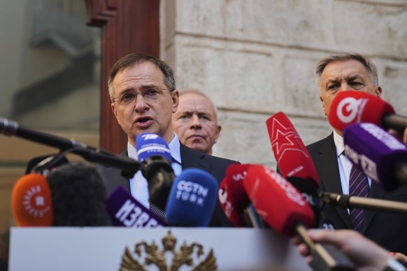 Russian presidential aide, Vladimir Medinsky, gives an statement to journalists at the Russian consulate in Istanbul, Turkey, Thursday, May 15, 2025. (AP Photo/Francisco Seco)
Turkey Russia Ukraine Wa ...
