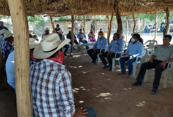 epa09491996 The meeting of the National Institute of Indigenous Peoples (INPI) with the Governors of the Eight Peoples that make up the Yaqui Nation, in the community of Vicam, municipality of Guaymas ...