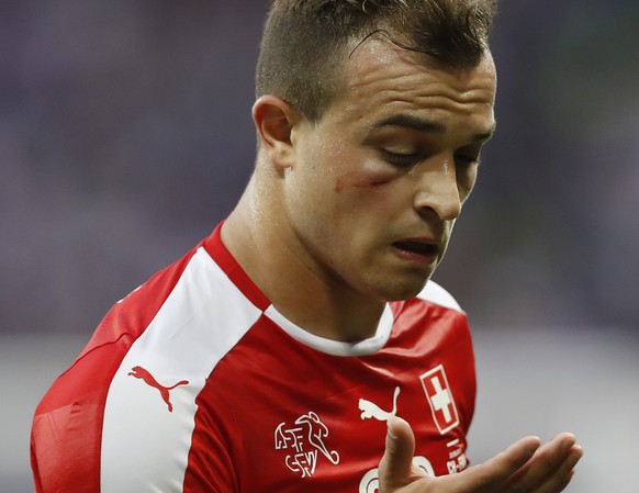 Shaqiri hat gegen die Franzosen was abbekommen.