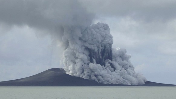 FILE - In this photo provided by New Zealand&#039;s Ministry of Foreign Affairs and Trade, the Hunga Tonga-Hunga Ha