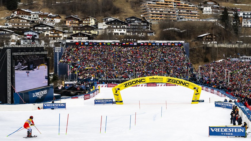 Loic Meillard of Switzerland in action during the first run of the men&#039;s Slalom race at the 2025 FIS Alpine World Ski Championships, in Saalbach-Hinterglemm, Austria, Sunday, February 16, 2025. ( ...