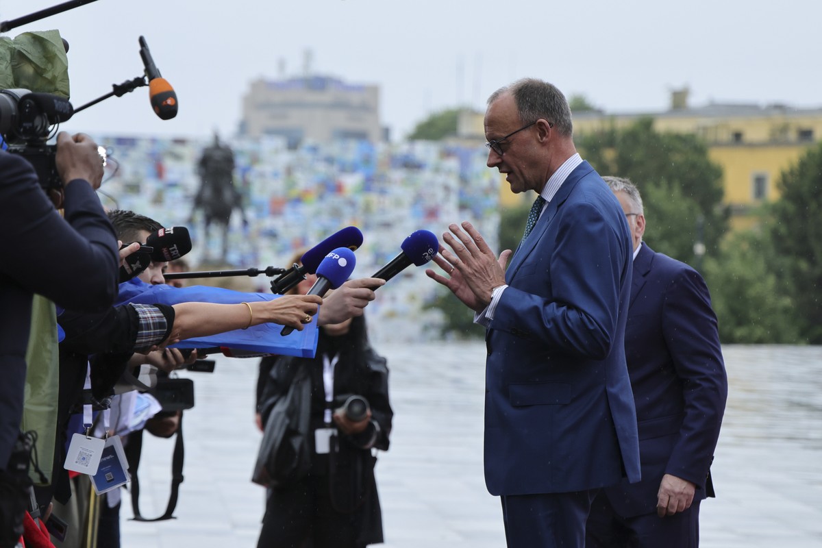 Germany's Federal Chancellor Friedrich Merz makes statements ahead of a summit where the leaders of 47 European countries and organizations will discuss security, defense and democratic standards ...