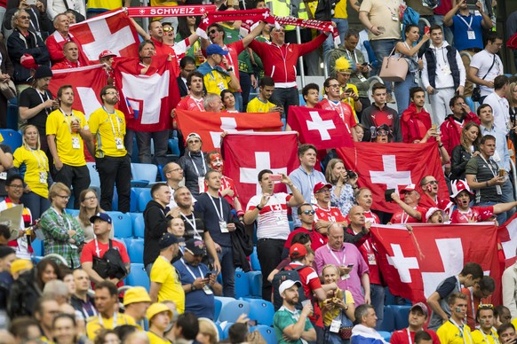 Fans from Switzerland react during the FIFA World Cup 2018 round of 16 soccer match between Sweden and Switzerland at the Krestovski Stadium, in St. Petersburg, Russia, Tuesday, July 3, 2018. (KEYSTON ...