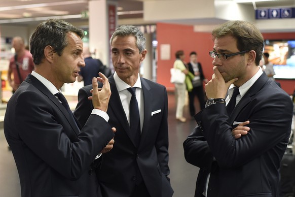 Georg Heitz im Gespräch mit Trainer Paulo Sousa und Präsident Bernhard Häusler.