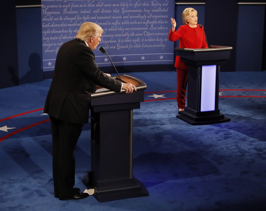 Aggressiv vs. gelassen: Hitzige erste TV-Debatte zwischen Trump und Clinton