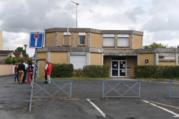 In dieser Schule passierte am Freitagmorgen das Unfassbare: Eine psychisch gestörte Mutter tötet eine 34-jährige Lehrerin vor den Augen der Schüler.&nbsp;