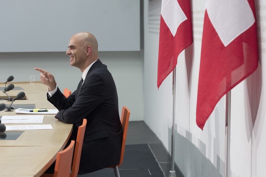 Innen- und damit auch Bildungsminister Alain Berset will nicht akzeptieren, dass Französisch im Schulunterricht zugunsten von Englisch zurückgestuft wird. Hier bei einer Medienkonferenz im Medienzentr ...