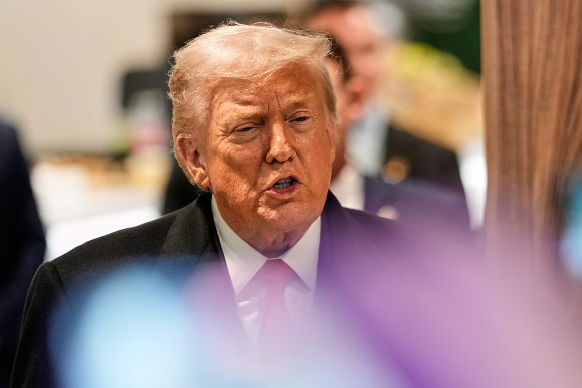 President Donald Trump talks to media after a meeting about Greenland during the Annual Meeting of the World Economic Forum in Davos, Switzerland, Wednesday, Jan. 21, 2026. (AP Photo/Markus Schreiber) ...