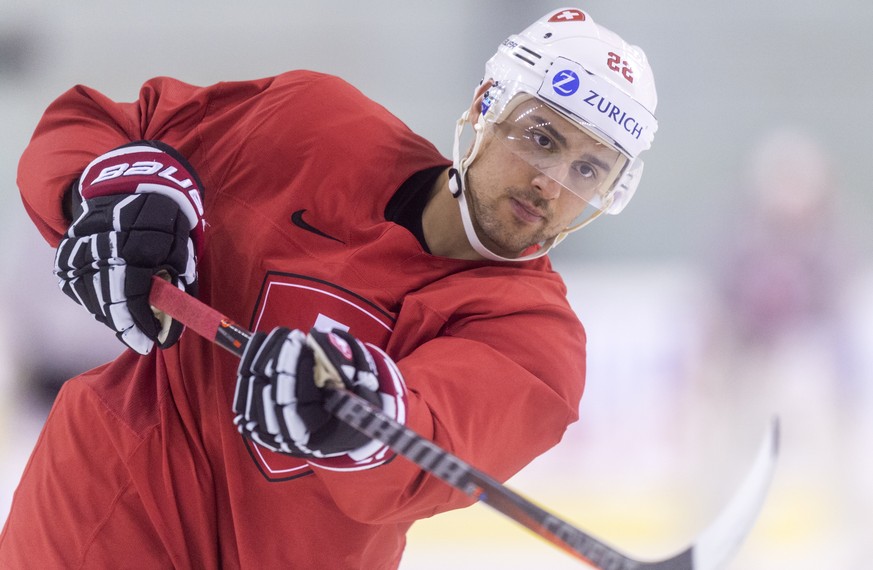 epa07587099 Nino Niederreiter during a training session of the Swiss team at the IIHF 2019 World Ice Hockey Championships, at the Ondrej Nepela Arena in Bratislava, Slovakia, on Monday, May 20, 2019.  ...