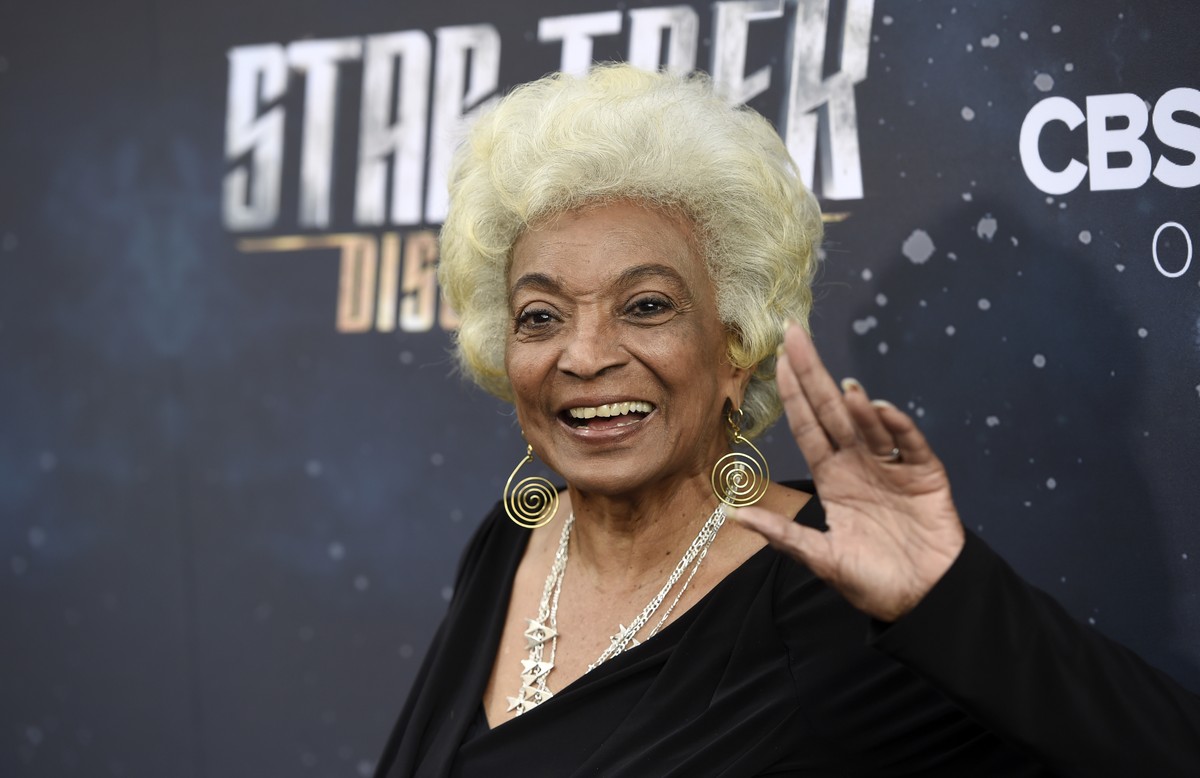 FILE - Original "Star Trek" cast member Nichelle Nichols, who played Lt. Ntoya Uhura on the television series, poses at the premiere of the new television series "Star Trek: Discovery,& ...