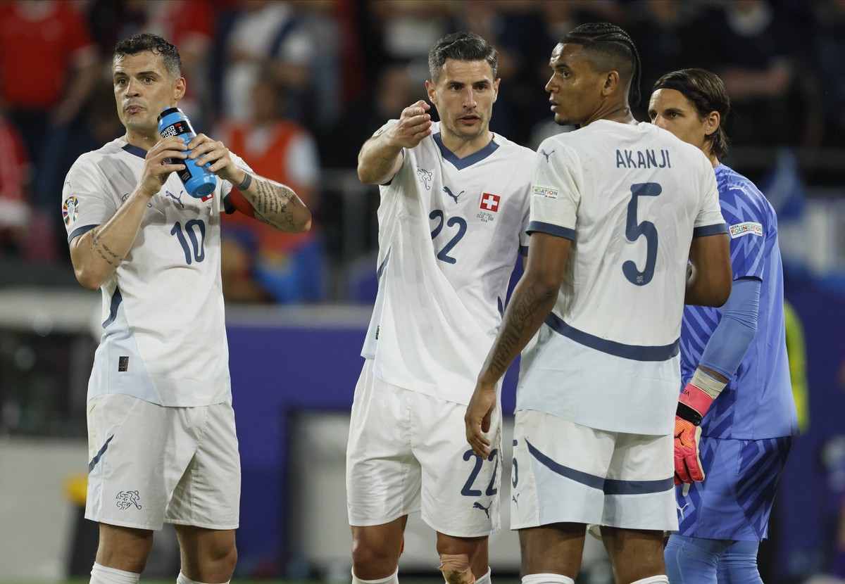 Scotland v Switzerland: Group A - UEFA EURO, EM, Europameisterschaft,Fussball 2024 Granit Xhaka, Fabian Schar, Manuel Akanji and Yann Sommer during the UEFA EURO 2024 group stage match between Scotlan ...