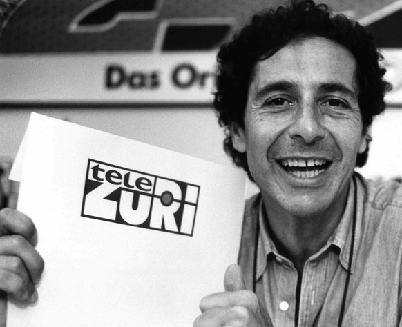 ARCHIVE --- 25. JAHRESTAG &quot;TELE ZUERI&quot; ERSTMALS AUF SENDUNG AM 3. OKTOBER 1994 --- Roger Schawinski, Tele Zueri-Chef, aufgenommen im Juli 1994. (KEYSTONE/Str)