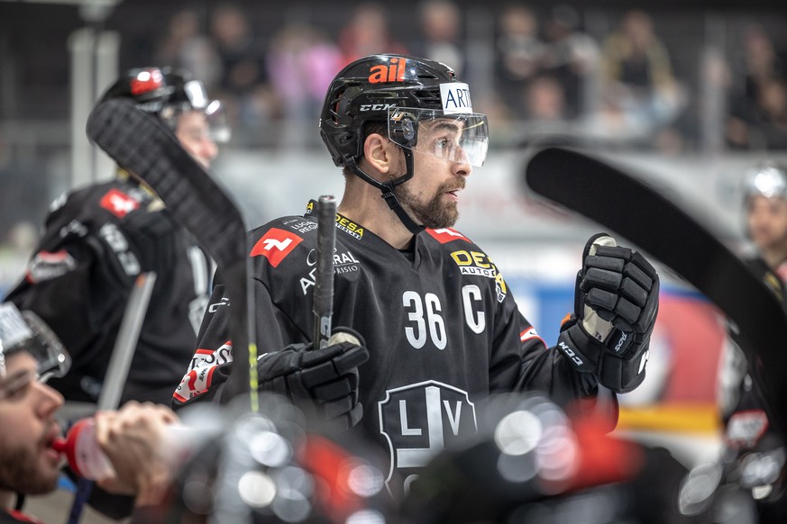 Lugano&#039;s player Mark Arcobello during the preliminary round game of National League Swiss ice hockey Championship 2022/23 between the HC Lugano and HC Ambri-Piotta at the Corner Arena in Lugano,  ...