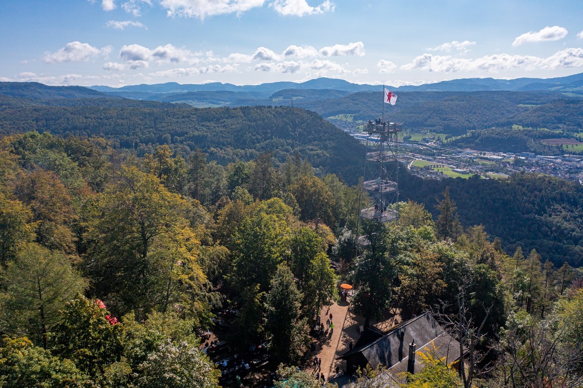La tour d'observation de Liestal offre des vues imprenables sur le magnifique paysage.