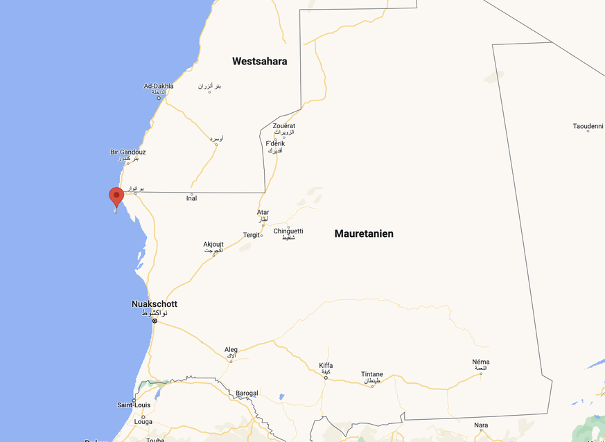 Nouadhibou's industry is fishing.  With good reason: the city is located on the coast of Mauritania.