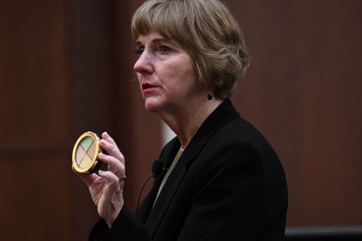 epa09886263 Elaine Bredehoft, Amber Heard's lawyer, speaks inside the courtroom during the 50 million US dollars Depp vs Heard defamation trail at the Fairfax County Circuit Court in Fairfax, Vir ...