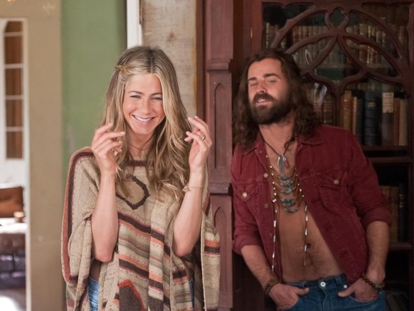 Jennifer Aniston, Paul Rudd, and Justin Theroux in Wanderlust - Der Trip ihres Lebens (2012)