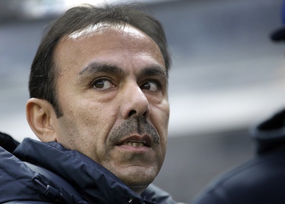 FILE-- In this Nov. 29, 2014 file photo Berlin&#039;s head coach Jos Luhukay from the Netherlands attends the warm up for the German Bundesliga soccer match between Hertha BSC and FC Bayern Munich at  ...