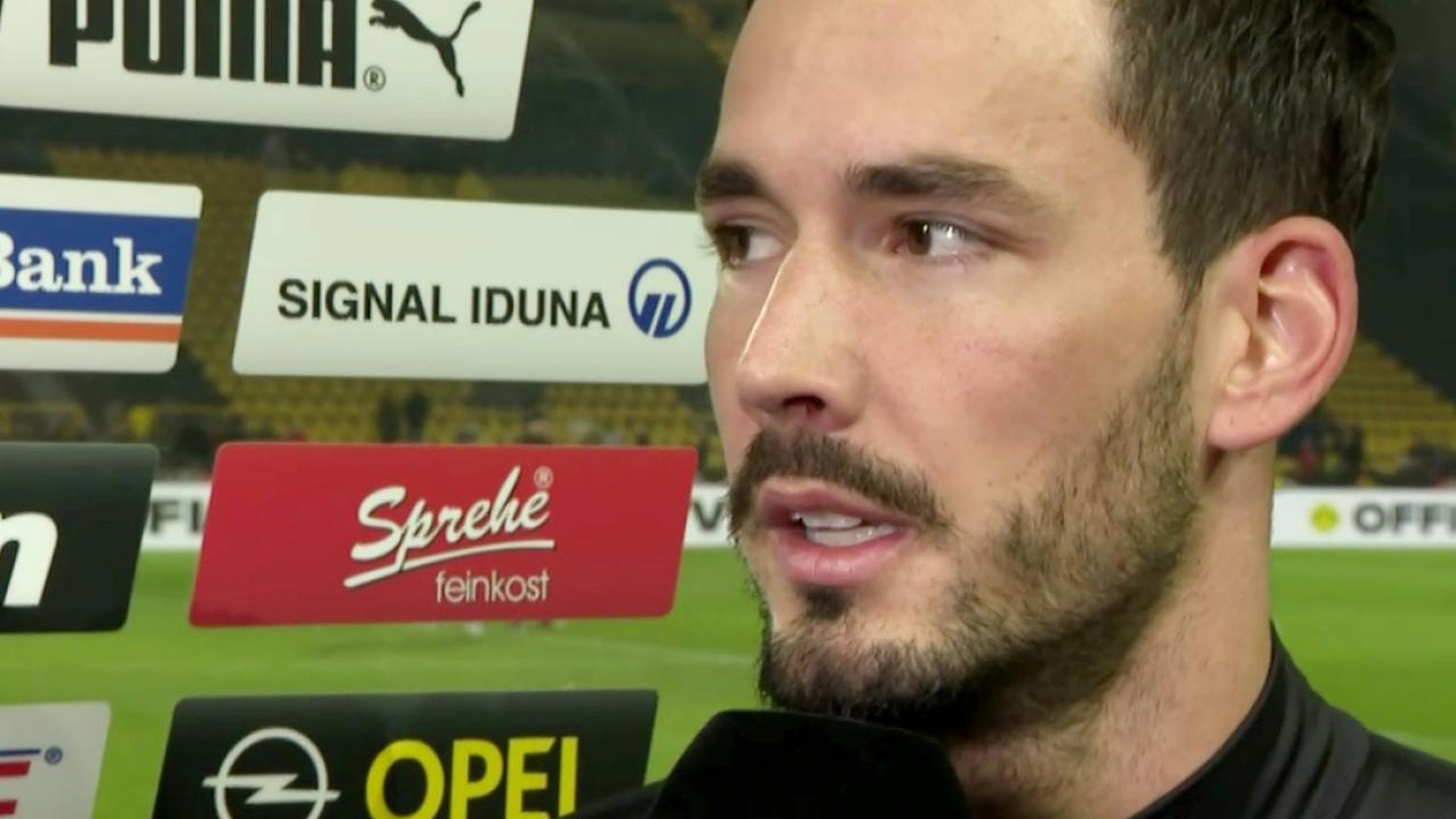 Roman Bürki liess im TV-Interview seinem Frust freien Lauf.