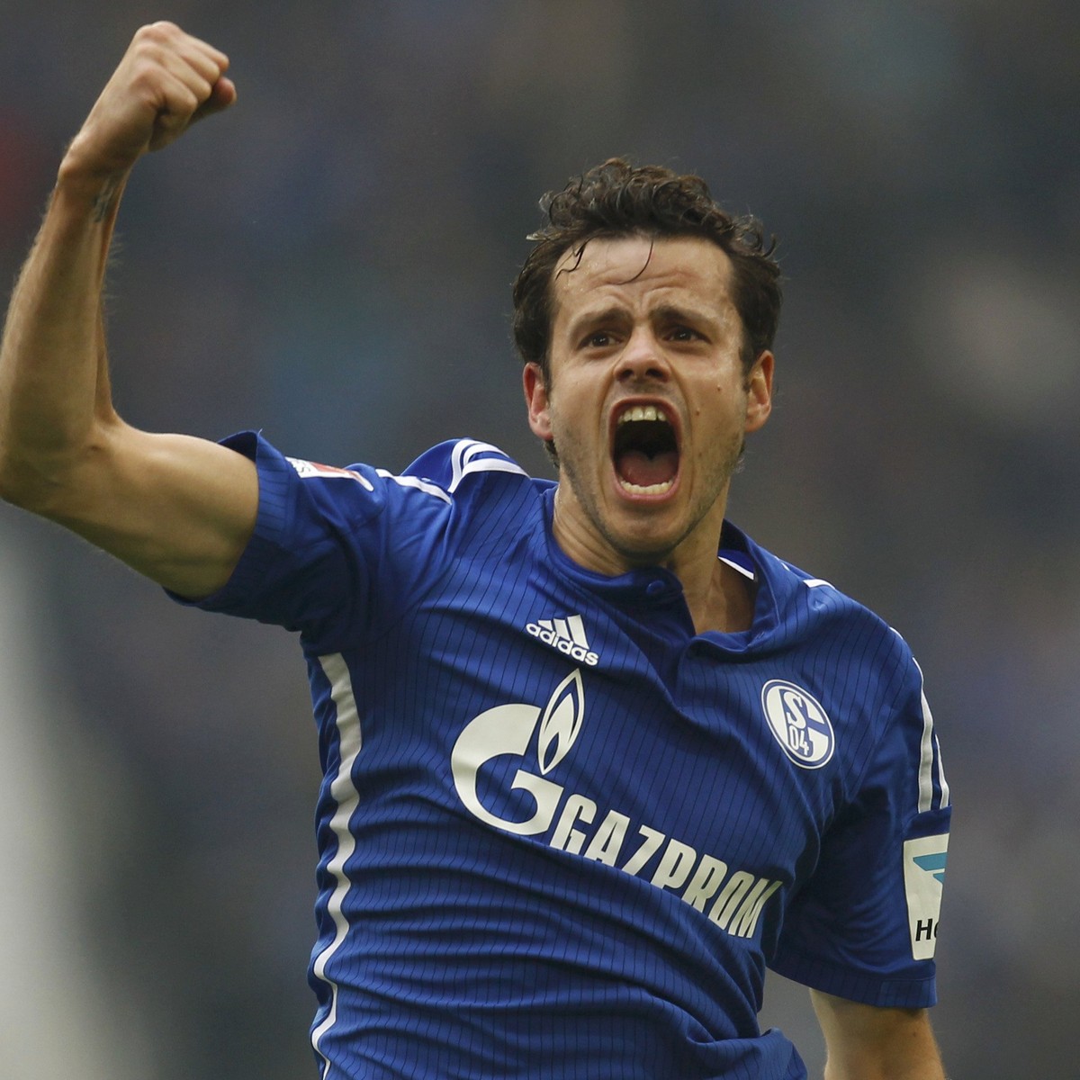 Schalke 04's Tranquillo Barnetta celebrates a goal during their Bundesliga first division soccer match against Paderborn in Gelsenkirchen, Germany May 16, 2015. REUTERS/Ina Fassbender DFL RULES T ...