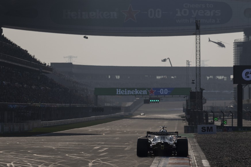 epa12816541 Mercedes driver George Russell of Britain in action during the Sprint Qualifying session for the Formula One Chinese Grand Prix, in Shanghai, China, 13 March 2026. The 2026 Formula 1 Chine ...