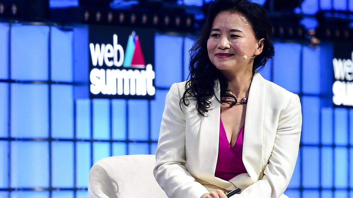 LISBON , PORTUGAL - 5 November 2019; Speakers, from left, Barbara Martin Coppola, Chief Digital Officer, IKEA, Kristin Lemkau, CMO, JPMorgan Chase, and Cheng Lei, Anchor, CGTN Europe, on Centre Stage  ...