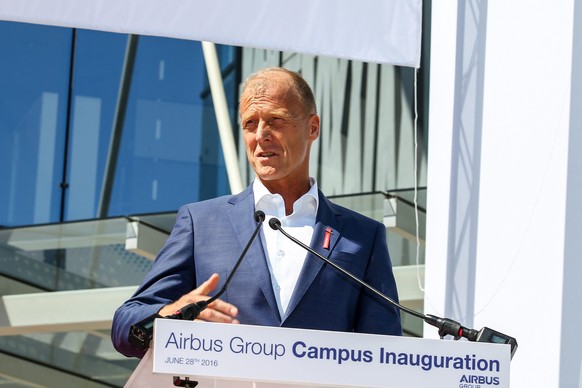 epa05395992 Chief Executive Officer of Airbus group Tom Enders delivers a speech during the inauguration of the new global headquarters of Airbus Group in Blagnac, near Toulouse, France, 28 June 2016. ...