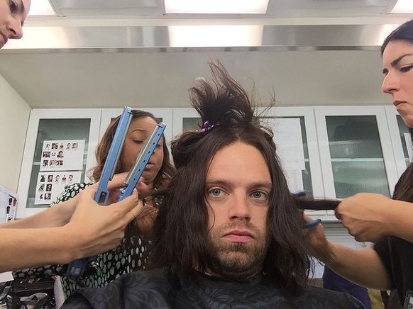 Sebastian Stan
Behind the Scenes

https://www.instagram.com/p/CMPrEKeMXpg/