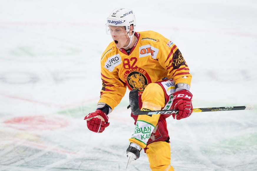 Tigers Harri Pesonen Jubelt ueber sein Tor zum 2:2 mit im Eishockey Meisterschaftsspiel der National League zwischen dem SC Bern und dem SCL Tigers, am Freitag, 01. Februar 2019, in der PostFinance Ar ...