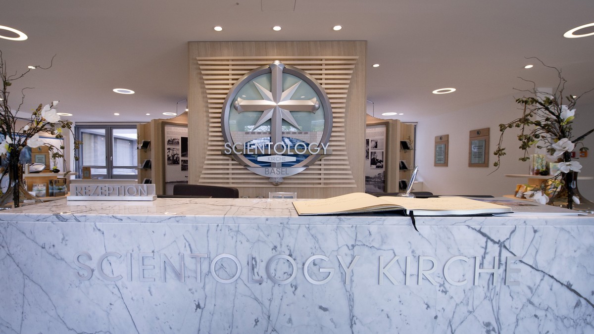 Der Empfangsbereich, fotografiert in der neuen Scientology Kirche in Basel am Sonntag, 26. April 2015. Es handelt sich um die erste sogenannte Ideale Organisation (Ideale Org) in der Schweiz. (KEYSTON ...