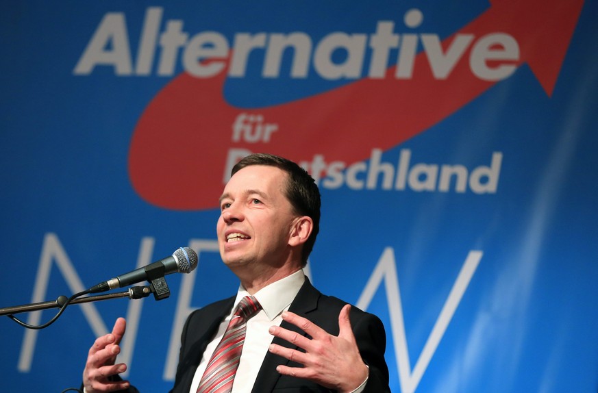 Zu zuwanderungsfeindlich, zu kapitalismuskritisch: AfD-Parteichef Bernd Lucke geisselt seine Widersacher.