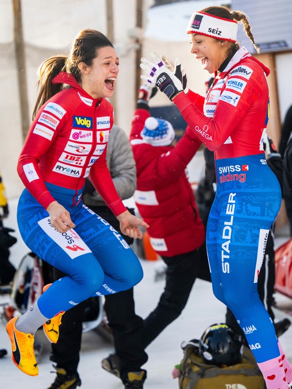 Melanie Hasler/Nadja Pasternack of Switzerland react after the Women's 2-Bob World Cup, in St. Moritz, Switzerland, Sunday, Jan. 11, 2026. (Mayk Wendt/Keystone via AP)
Switzerland World Cup Bobsl ...