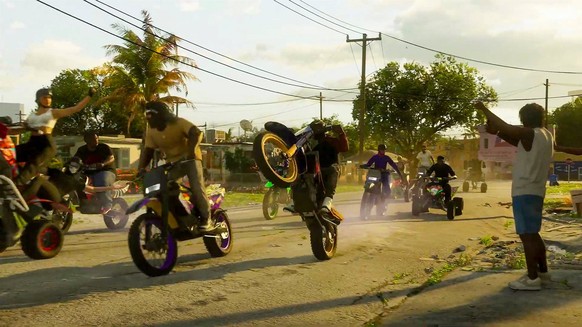 Images de la premiere bande-annonce du jeu vid� o � v� nement Grand Theft Auto VI GTA 6 GTA 6: la premiere bande-annonce du jeu vid� o � v� nement Grand Theft Auto VI d� voil� e � la surprise g� n� ra ...