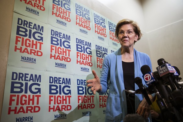 Democratic presidential candidate Sen. Elizabeth Warren, D-Mass., speaks with members of the media, Saturday, Feb. 29, 2020, in Columbia, S.C. (AP Photo/Matt Rourke)
Elizabeth Warren