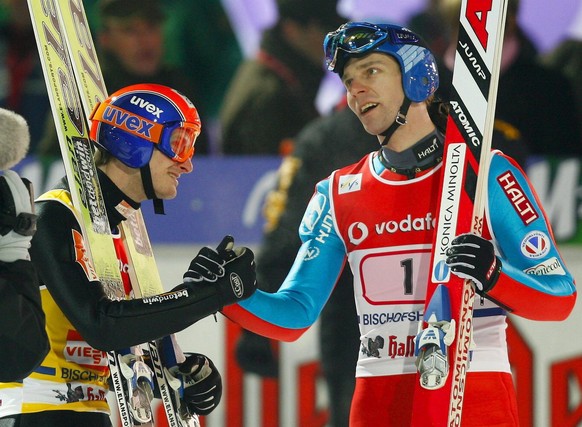 Janne Ahonen (r.) und Jakub Janda (l.) gewannen die Tournee 2006 gemeinsam.