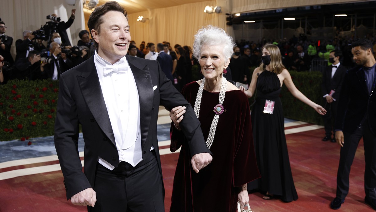 epa09923469 Elon Musk and Maye Musk on the red carpet for the 2022 Met Gala, the annual benefit for the Metropolitan Museum of Art's Costume Institute, in New York, New York, USA, 02 May 2022. Th ...