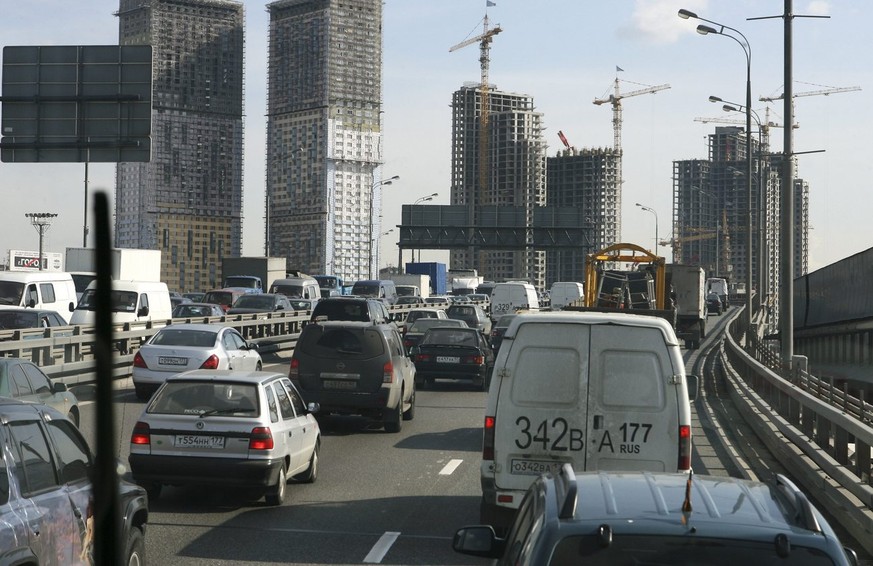 Der Verkehr in Moskau ist 2007 deutlich dichter als 21 Jahre davor.