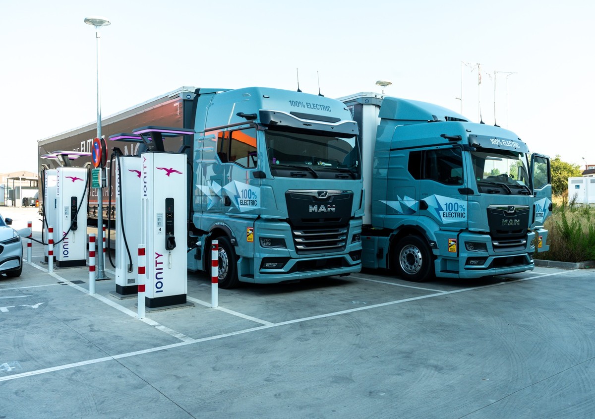 Mehr als jeder vierte neu zugelassene Lkw in der Schweiz fährt elektrisch.