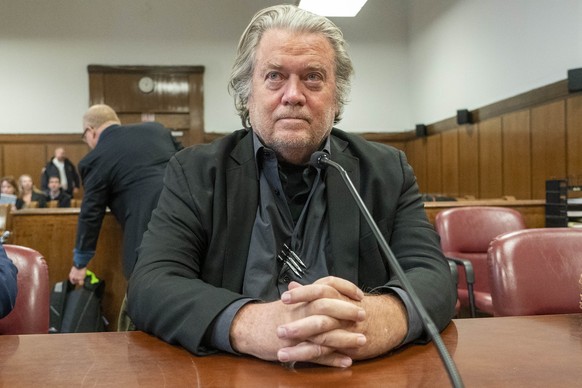 FILE - Steve Bannon appears in court in New York, Jan. 12, 2023. A federal appeals court has upheld the criminal conviction of Donald Trump&#039;s longtime ally for defying a subpoena from the House c ...